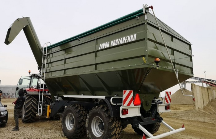 svg+xml;charset=utf-8,%3Csvg%20xmlns%3D PBN-30 przyczepa przeładowcza Kobzarenko