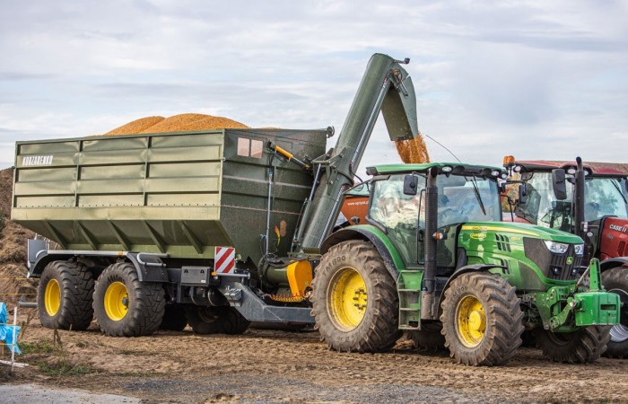 svg+xml;charset=utf-8,%3Csvg%20xmlns%3D PBN-30 przyczepa przeładowcza Kobzarenko