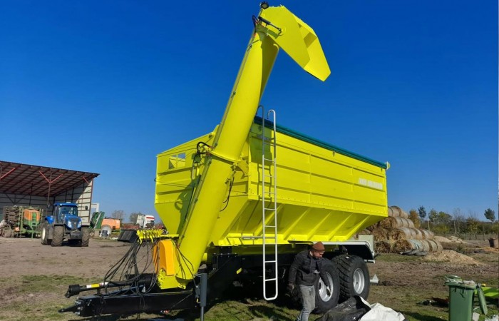 svg+xml;charset=utf-8,%3Csvg%20xmlns%3D PBN-30 przyczepa przeładowcza Kobzarenko