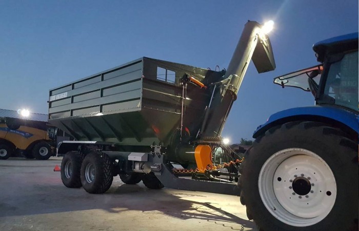 svg+xml;charset=utf-8,%3Csvg%20xmlns%3D PBN-30 przyczepa przeładowcza Kobzarenko