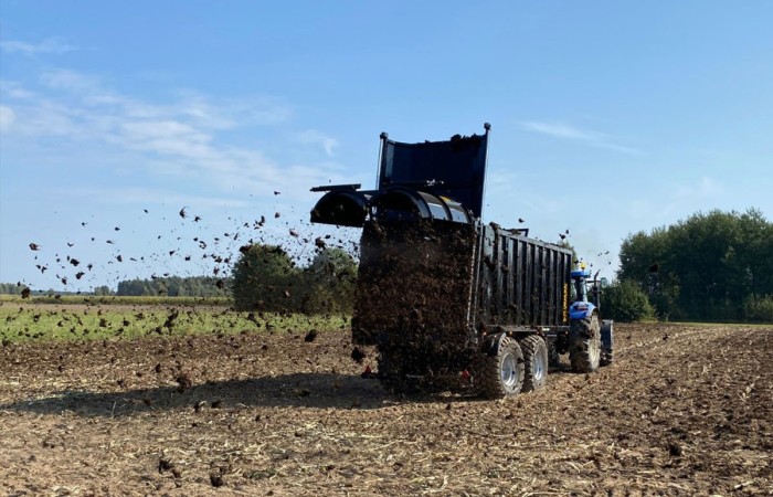 svg+xml;charset=utf-8,%3Csvg%20xmlns%3D Rozrzutnik Nawożów Organicznych do Przyczep Atlant | Kobzarenko