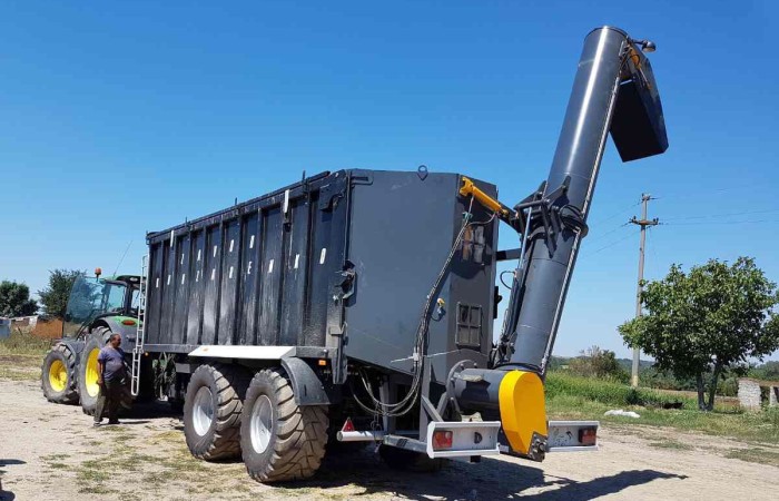 svg+xml;charset=utf-8,%3Csvg%20xmlns%3D Reloading Auger Adapter for Atlant Trailers | Efficient Agricultural Use