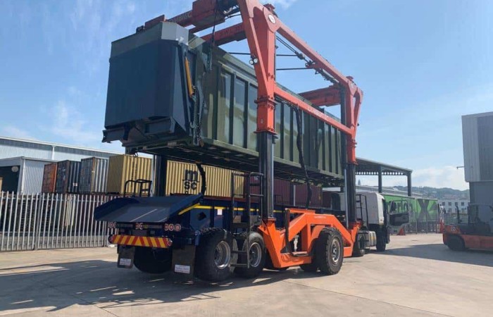 svg+xml;charset=utf-8,%3Csvg%20xmlns%3D AZP-60 Semi-Trailer | Heavy-Duty Sliding Trailer by Kobzarenko