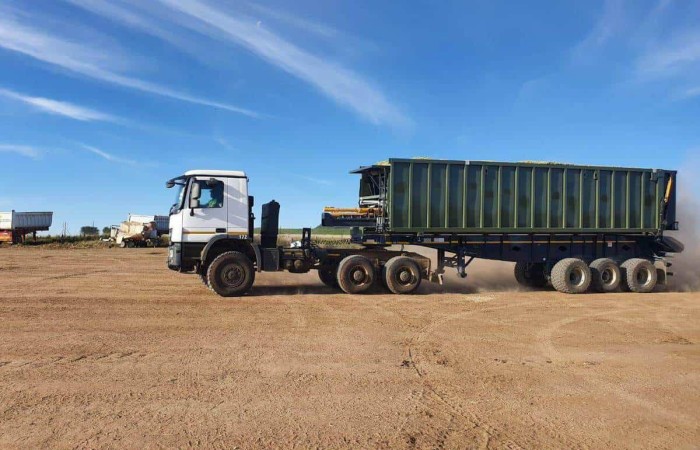 svg+xml;charset=utf-8,%3Csvg%20xmlns%3D AZP-60 Semi-Trailer | Heavy-Duty Sliding Trailer by Kobzarenko