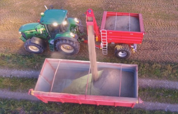 svg+xml;charset=utf-8,%3Csvg%20xmlns%3D PBN-9 Kobzarenko - Chaser Bin. High Capacity Grain Trailer