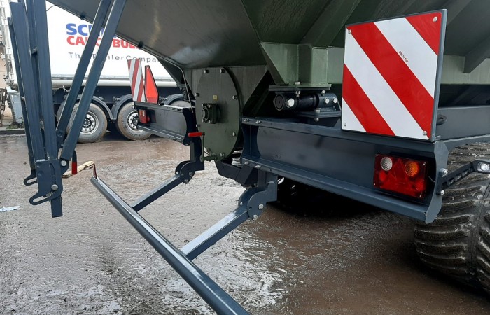 svg+xml;charset=utf-8,%3Csvg%20xmlns%3D Chaser Bin PBN-50 on tracks | High Capacity Grain Trailer by Kobzarenko