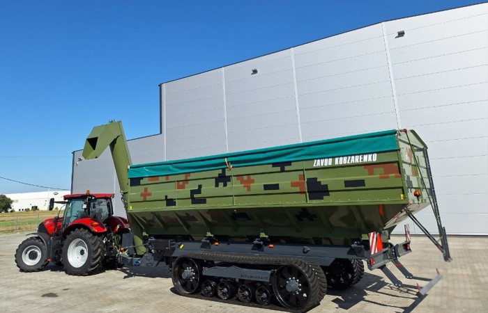 svg+xml;charset=utf-8,%3Csvg%20xmlns%3D Chaser Bin PBN-50 on tracks | High Capacity Grain Trailer by Kobzarenko