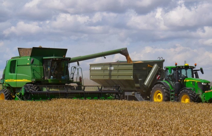 svg+xml;charset=utf-8,%3Csvg%20xmlns%3D Grain Chaser Bin Kobzarenko